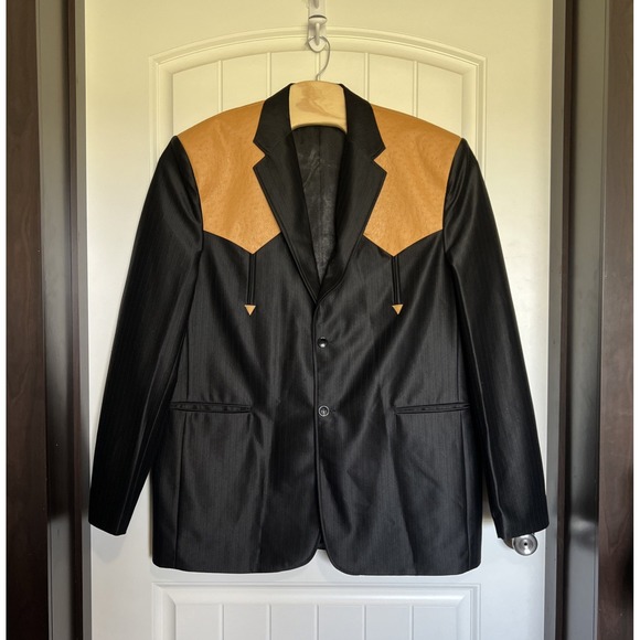 Western Max Men's Size 48 Western Blazer Black w/ Pebbled Shoulder Accent Jacket - Picture 1 of 16